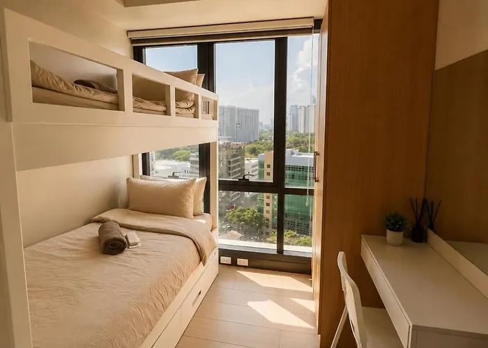 Scenic & Elevated 2 Bedroom In The Apartment